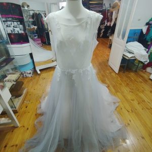 Vestido de Novia azulado: bordados, corte princesa (Ideal para Boda Temática/Gala). Nuevo Vestido de Novia azulado: bordados, corte princesa (Ideal para Boda Temática/Gala). Nuevo