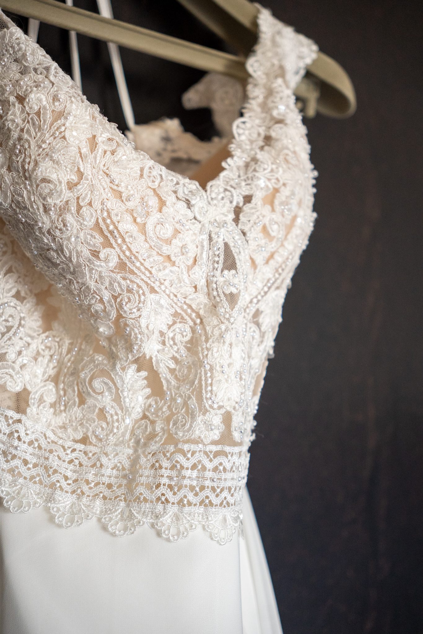 Vestido de novia boho romántico con encaje – espalda abierta Vestido de novia boho romántico con encaje – espalda abierta