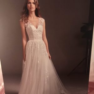 Vestido de novia a estrenar Venua Pronovias