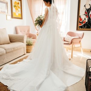 Vestido novia Adriana Alier (velo incluido) Vestido novia Adriana Alier (velo incluido)