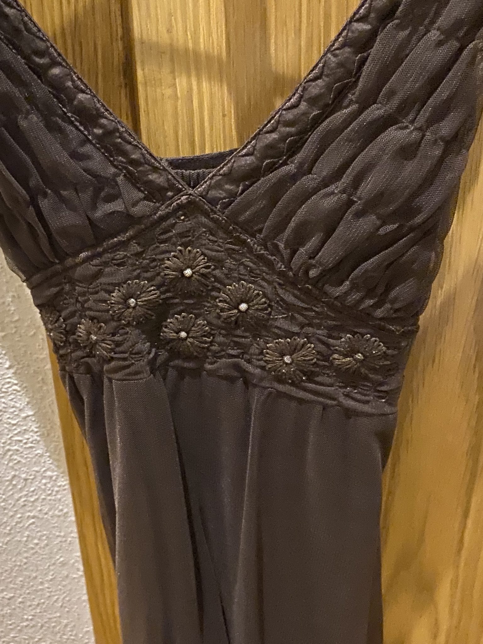 Vestido marrón de gasa Vestido marrón de gasa