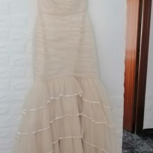 Traje de novia y velo