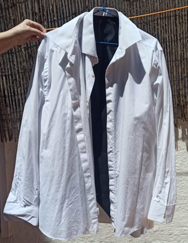Camisa blanca para traje de novio o invitado