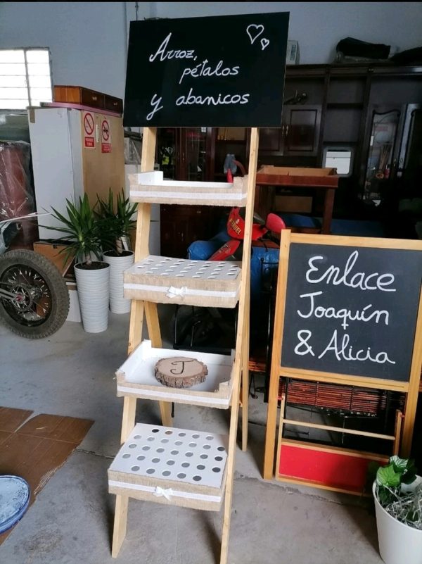 Estantería para abanicos, arroz, etc