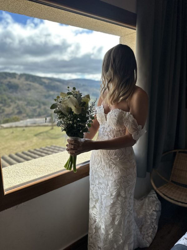 Vestido de novia Aire Vasarely 2025