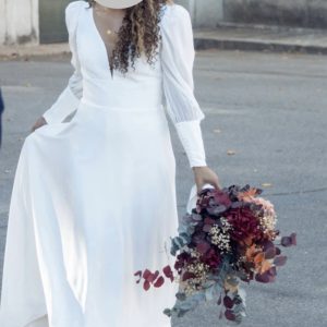 Vestido de novia elegante con mangas largas Vestido de novia elegante con mangas largas