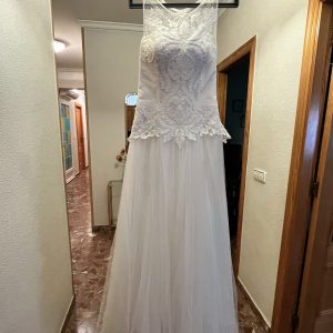 VESTIDO PEDRERIA Y TUL VESTIDO PEDRERIA Y TUL