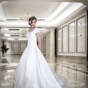 VESTIDO DE NOVIA DE LA FIRMA ZAMBRANAS VESTIDO DE NOVIA DE LA FIRMA ZAMBRANAS