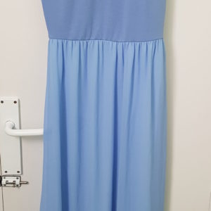 Vestido largo azul medio