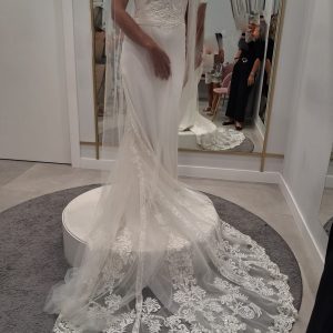 VESTIDO NUEVO EN PERFECTO ESTADO