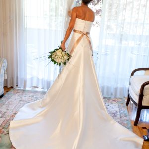 Vestido de novia, Pepe botella. Vestido de novia, Pepe botella.