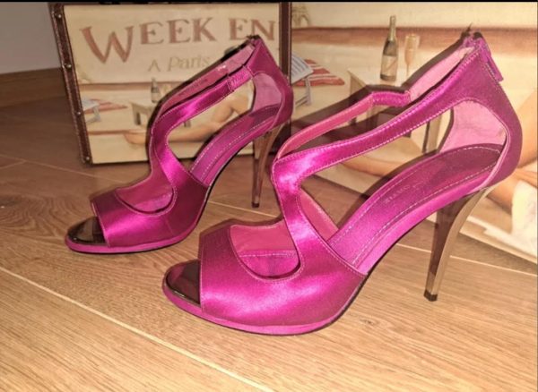 Sandalias fiesta a estrenar